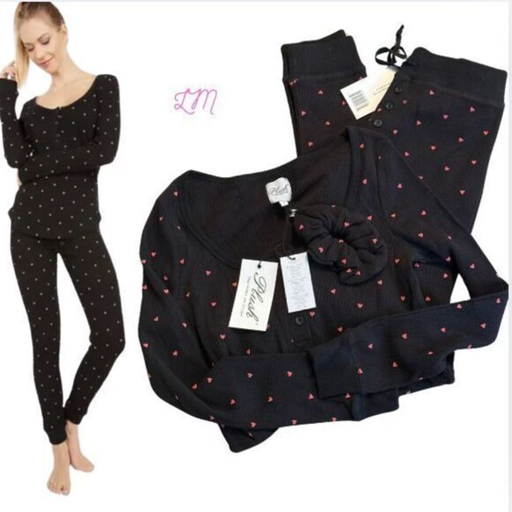 Plush‎ X Revolve Thermal Heart Pajama Set With Scrunchie Small Black Pink